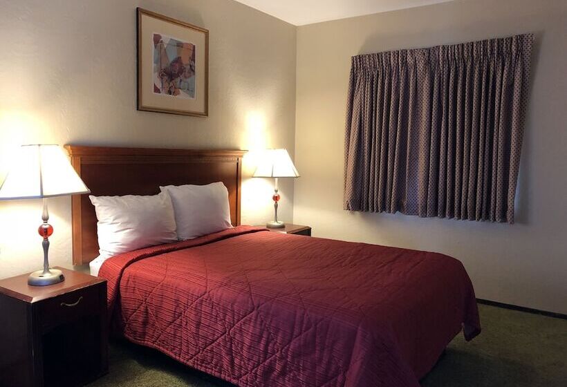 חדר משפחתי, Red Bluff Inn