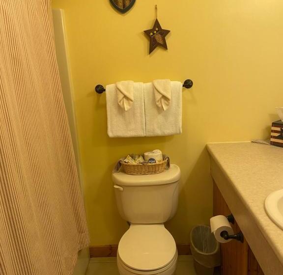 חדר סטנדרט, The Garrett Inn