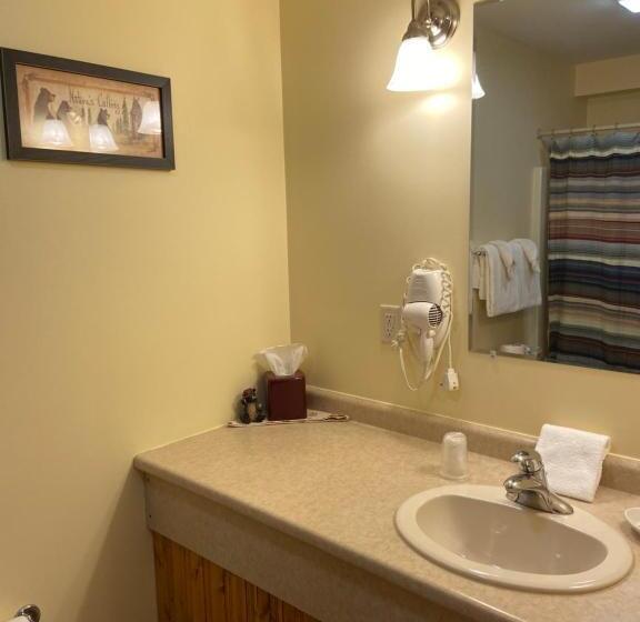 חדר סטנדרט, The Garrett Inn