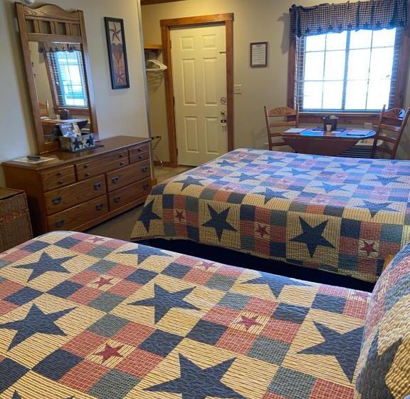 חדר סטנדרט, The Garrett Inn