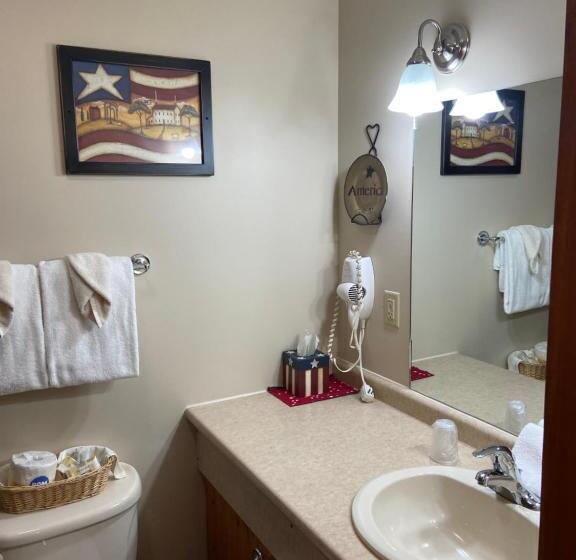 חדר סטנדרט, The Garrett Inn