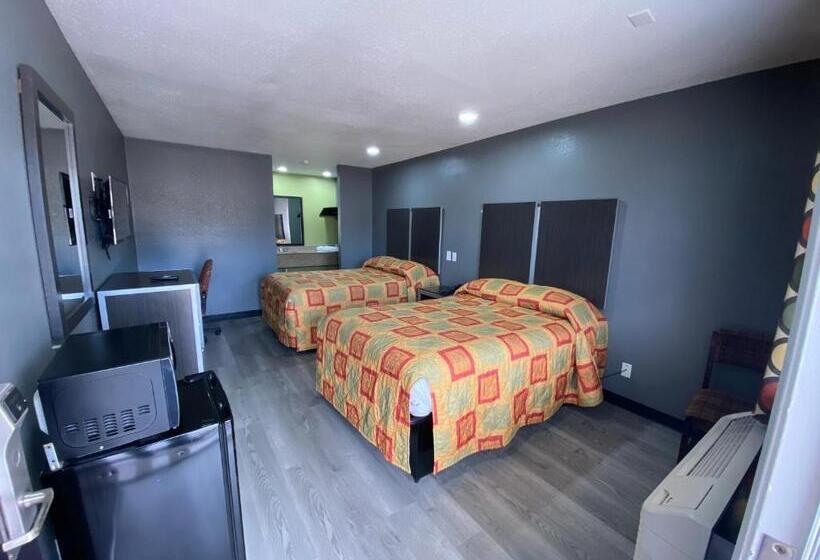 Номер Стандарт, Town House Motel