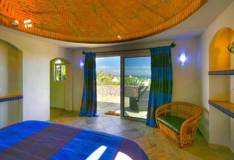 Superior bungalow with sea view, Ventana Bay Resort