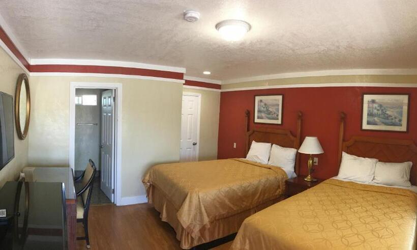 غرفة قياسية, Wagon Wheel Motel