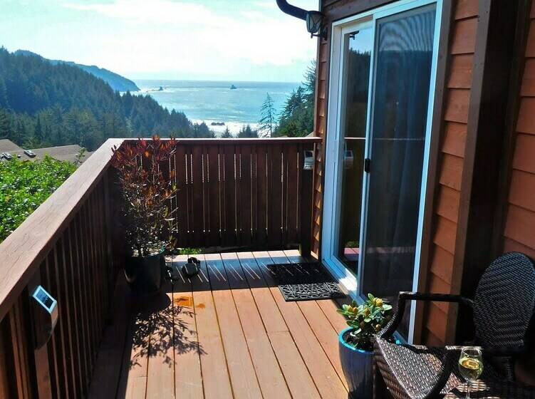 Хижина, Whaleshead Beach Resort