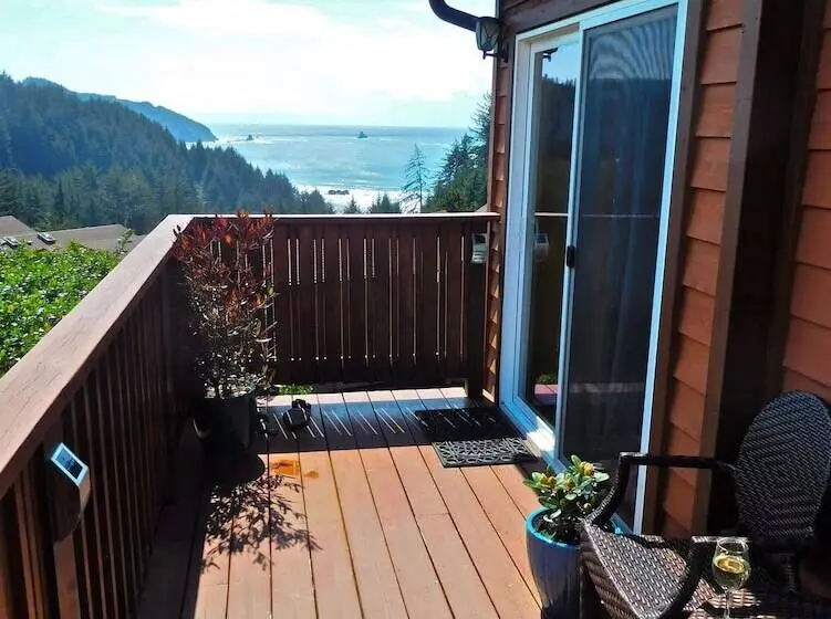 キャビン, Whaleshead Beach Resort