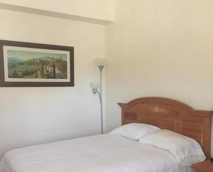 身障者適用スタンダードルーム, Whitney Portal Hotel And Hostel