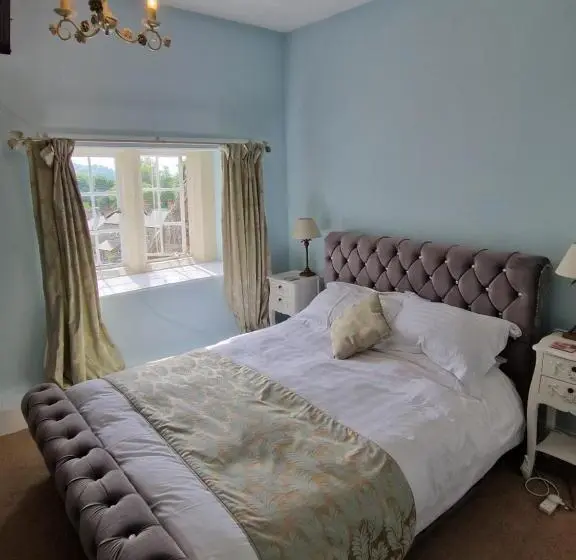 キングサイズベッドのスタンダードルーム, 2 Stanhope Hall B&b