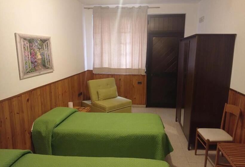 חדר סטנדרט יחיד, Albergo Brioschi