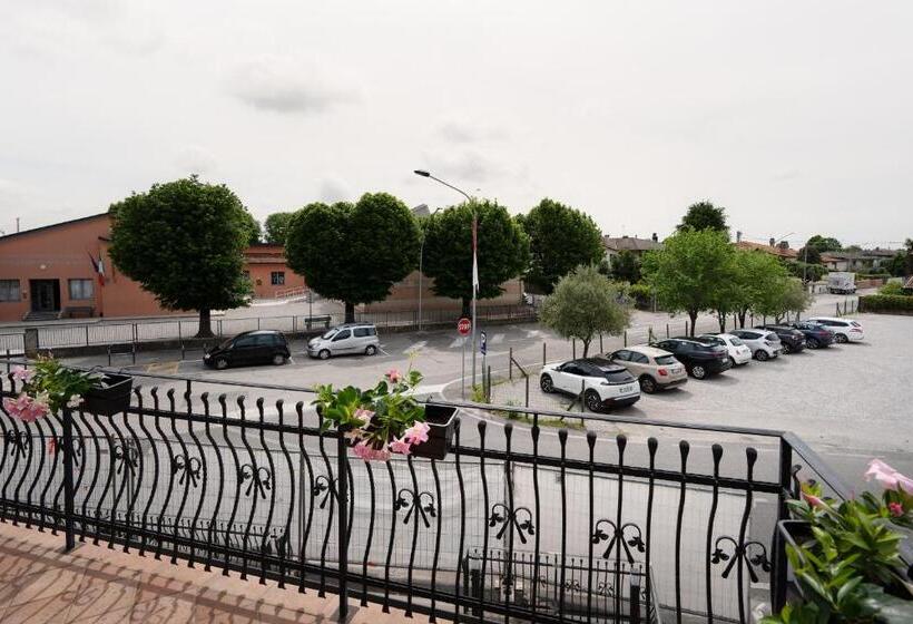 חדר סטנדרט, Oberdan Ristorante Pizzeria