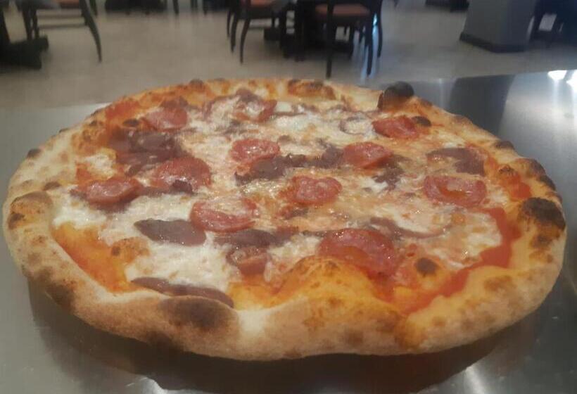 חדר סטנדרט מותאם לאדם עם מוגבלויות, Oberdan Ristorante Pizzeria