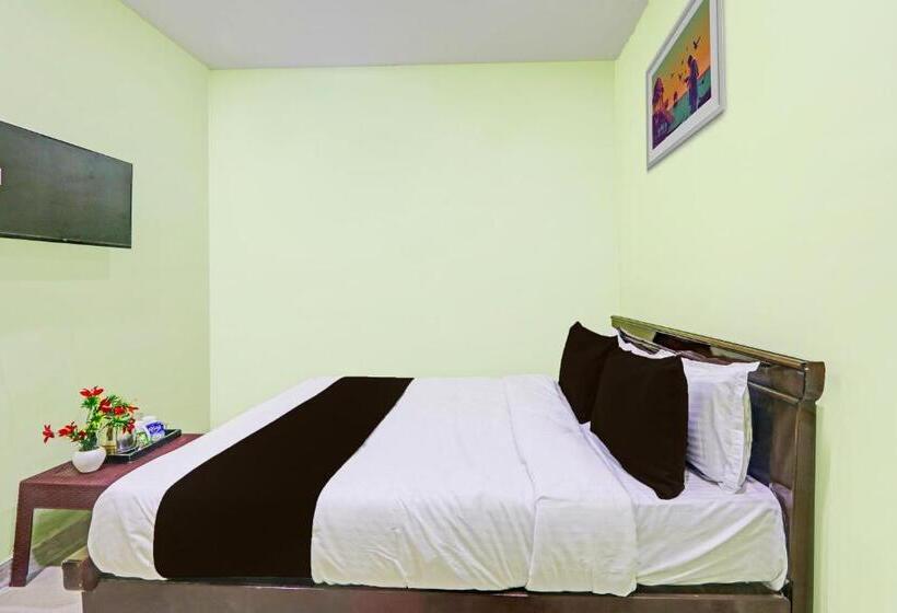 三人经典房间, O Plaza