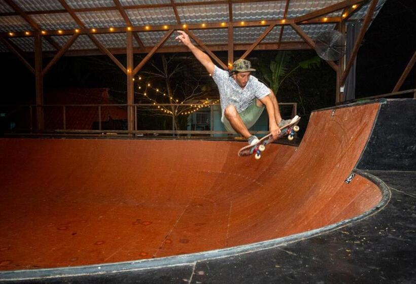 شقة سوبريور غرفة واحدة, The Monkey Bowl Boutique Skate