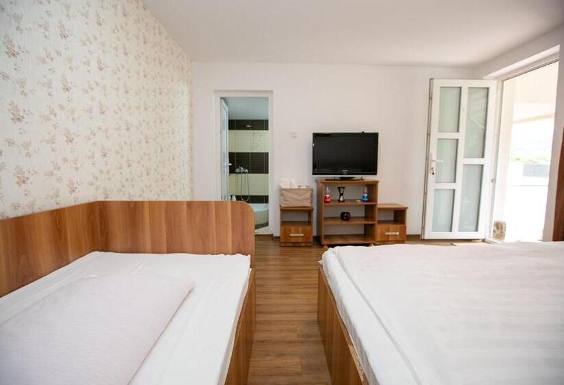 غرفة قياسية, Casa Mădălina