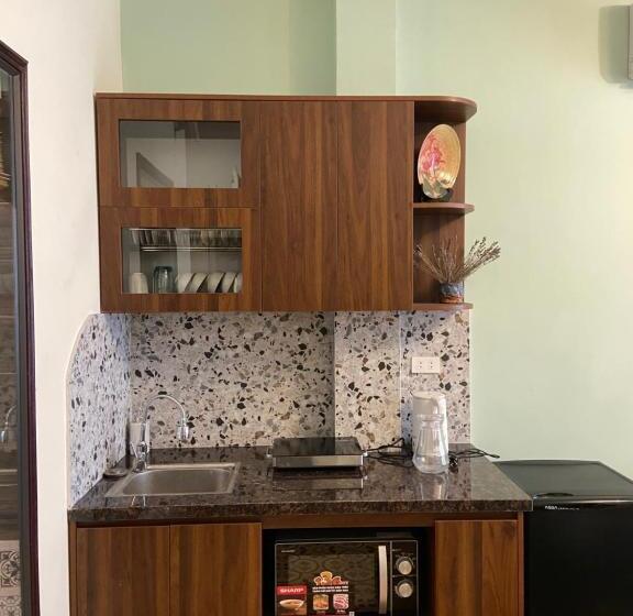 2 Bedroom Family Apartment with Views, An Thường House