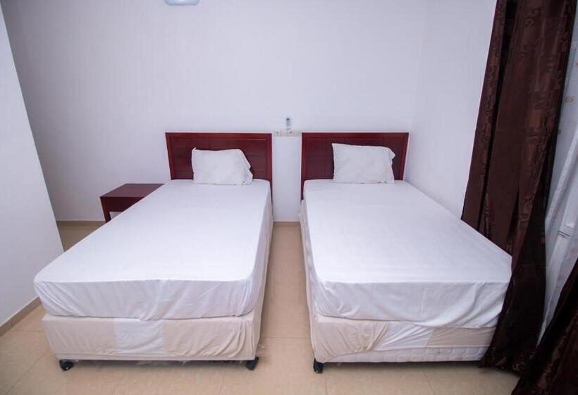 اتاق استاندارد, Ambassadors