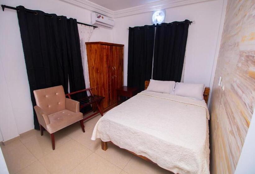 اتاق استاندارد یک نفره, Ambassadors