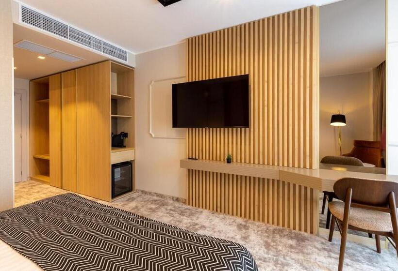 Номер Deluxe, Lupa By Bueno