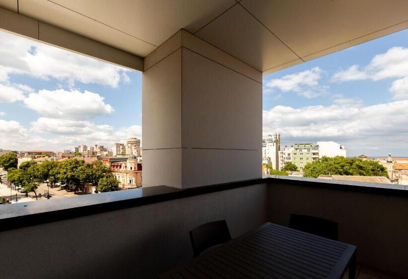 Номер Deluxe Кровать Кинг, Lupa By Bueno