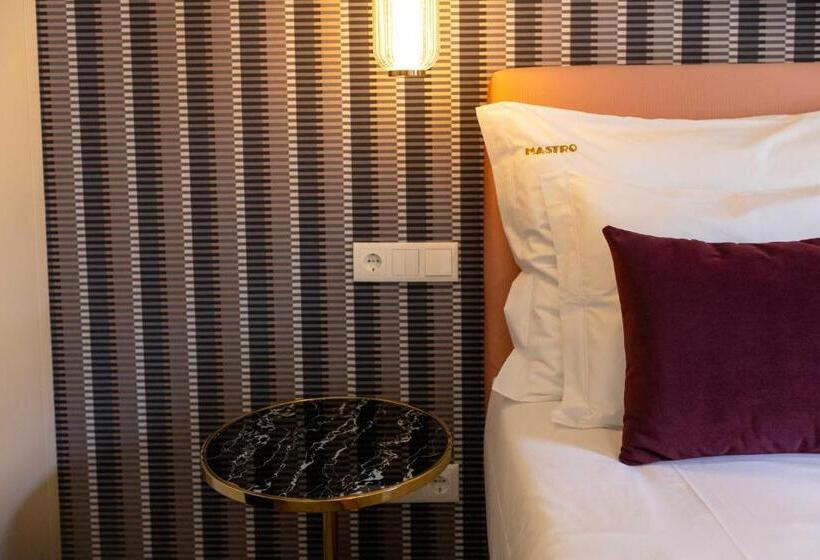 스위트, Mastro Discoveries And Memories