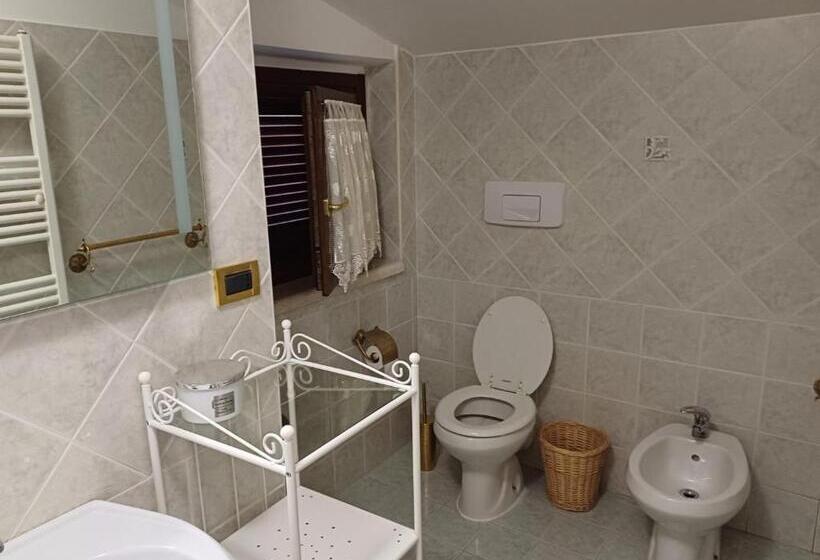 חדר סופריור, Malì