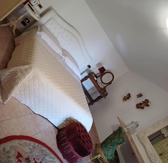 חדר סופריור, Malì