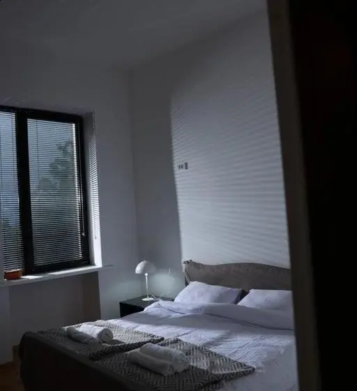 اتاق استاندارد با چشمانداز کوهستان, Twins Guest House