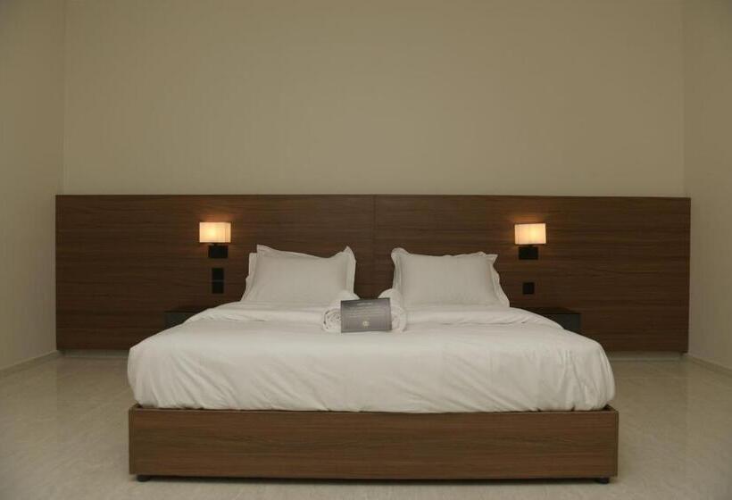 Номер Стандарт, فندق لامار   فرع القادسية