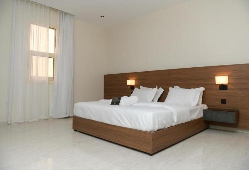 Люкс, فندق لامار   فرع القادسية