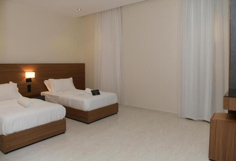 Люкс 2 Спальни, فندق لامار   فرع القادسية