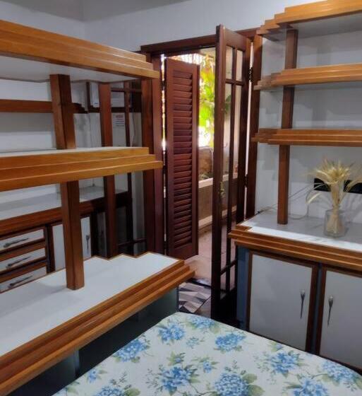 חדר סטנדרד יחיד חדר אמבטיה משותף, Suíte Disponível