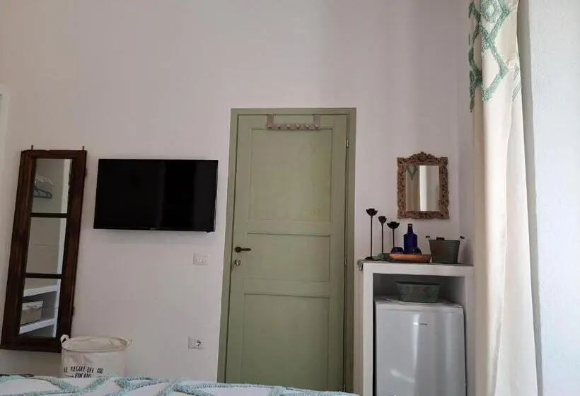 スタンダードルーム, B&b San Gavino
