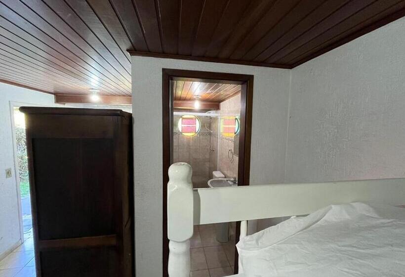 スタンダードトリプルルーム, Refúgio Girassol