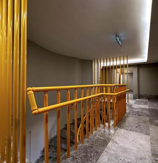 اتاق سه نفره دلوکس با چشمانداز دریا, Frezya Exclusively Women