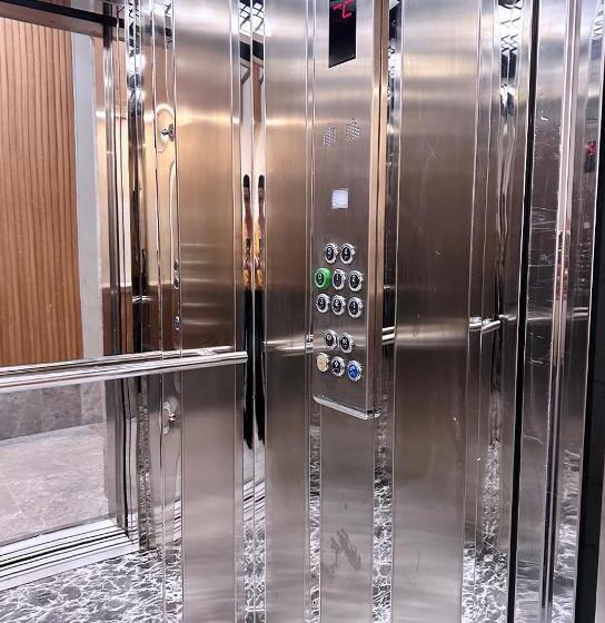 اتاق سه نفره دلوکس با چشمانداز دریا, Frezya Exclusively Women