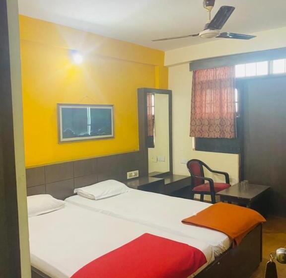 اتاق استاندارد, Goroomgo Hotel Arya Palace Puri Near Sea Beach   Luxury And Spacious Room With Parking Facilities