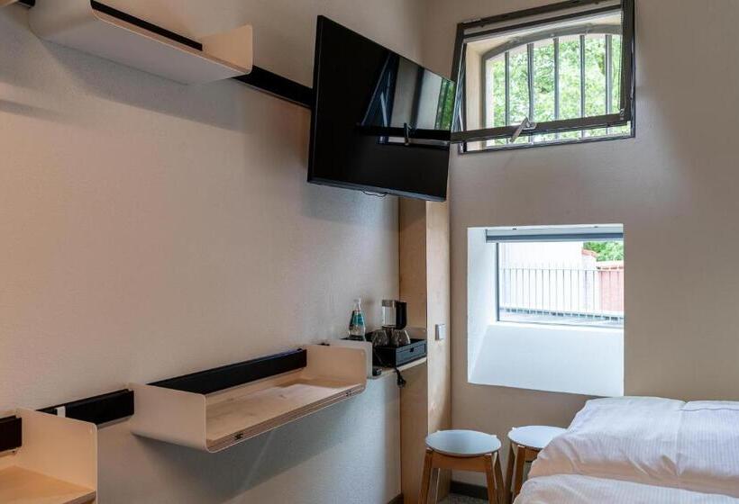 스탠다드 트리플 룸, Das Kittchen