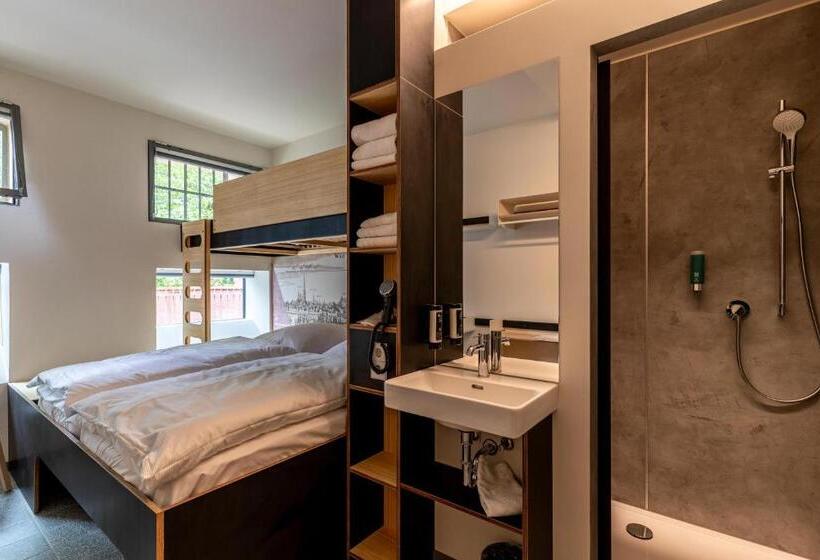 스탠다드 트리플 룸, Das Kittchen