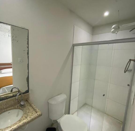 三人经典房间, Econômico