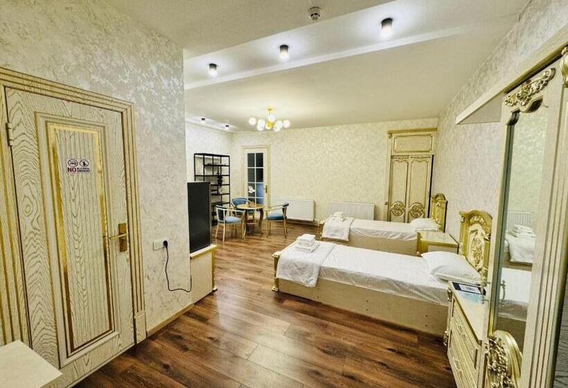 اتاق استاندارد سه نفره, Integral