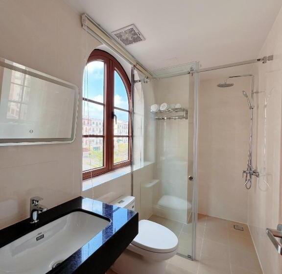 اتاق استاندارد با تخت بزرگ, Khách Sạn Như ý   Phú Quốc