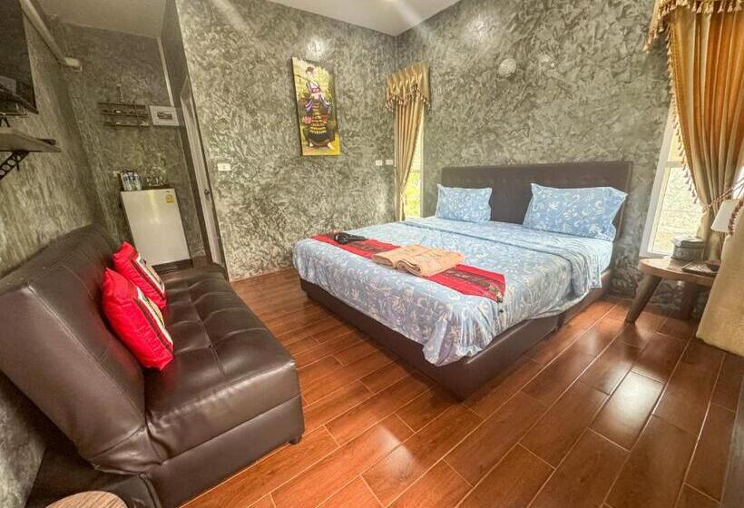 スーペリアールーム, Toraneethai Homestay Amphawa