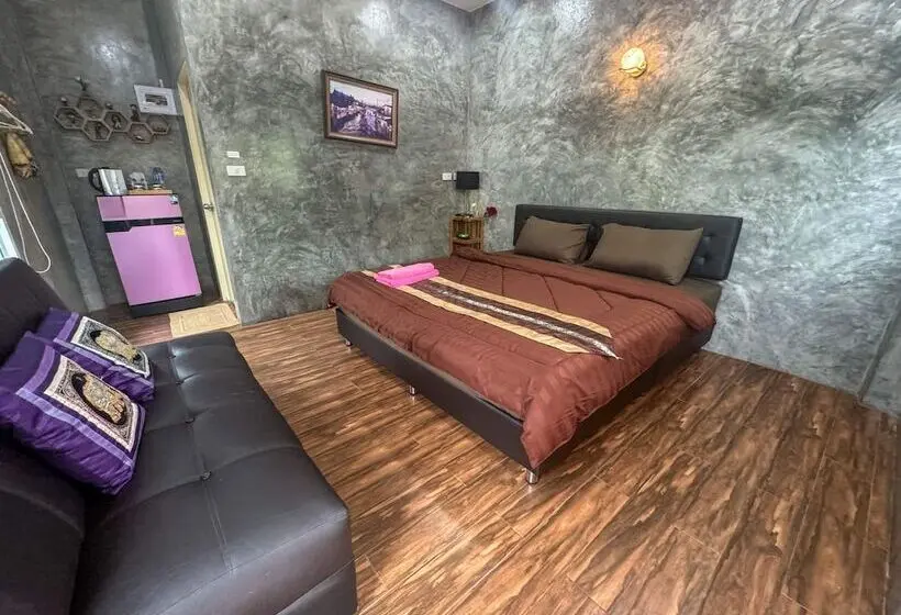 デラックスルーム, Toraneethai Homestay Amphawa