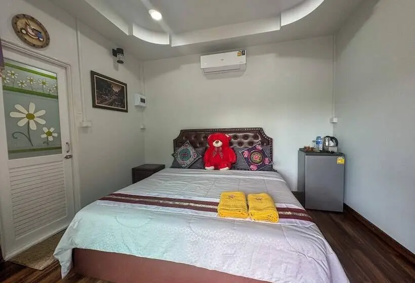 スーペリアールーム, Toraneethai Homestay Amphawa