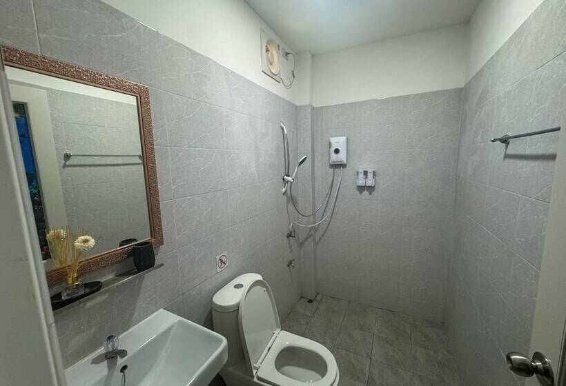 スーペリアールーム, Toraneethai Homestay Amphawa