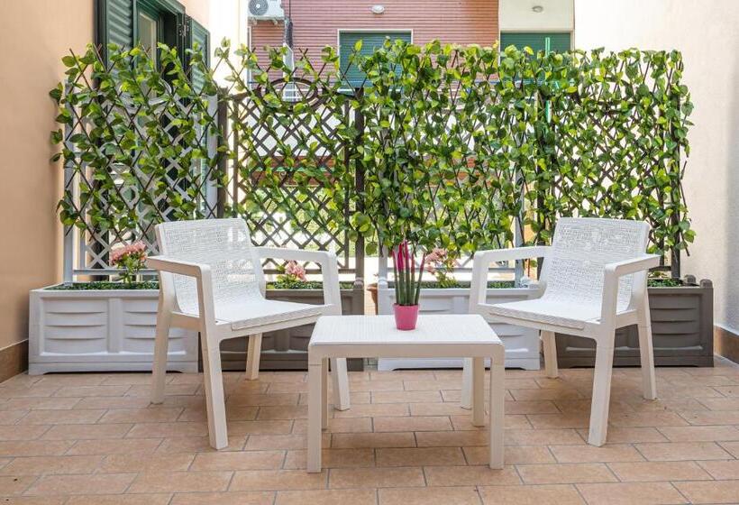 Четырехместный Номер Стандарт, Bella Stabia Rooms