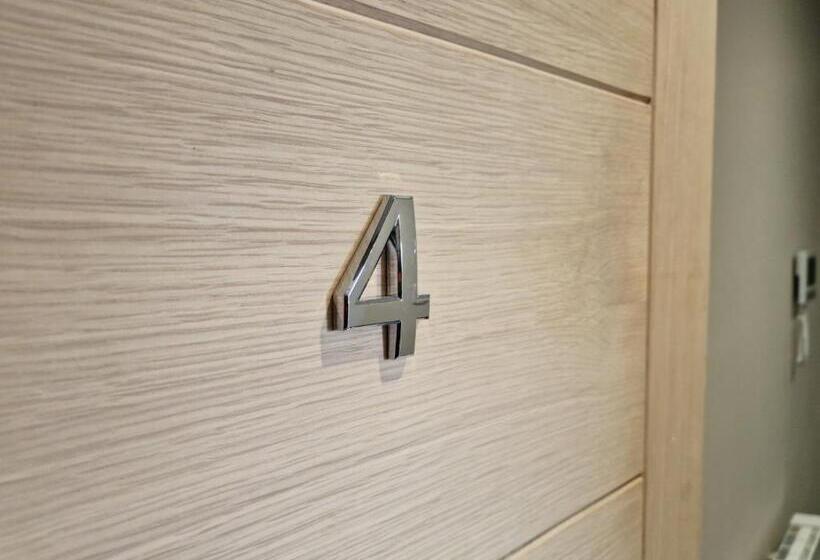 דירת חדר פרמיום, The Olive Tree Apart