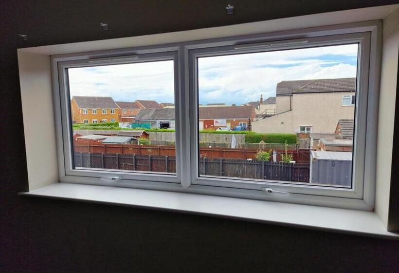 דירת חדר פרמיום, The Olive Tree Apart