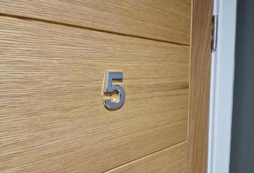 דירת 2 חדרים סופריור, The Olive Tree Apart