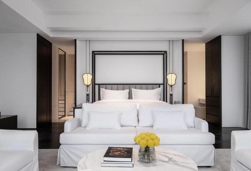 Suite with lake view, 钓鱼台毕加索酒店